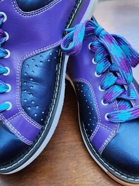 Circle Women's Elite Bowling Shoes Metallic Blue Purple Teal Size [Size 6]